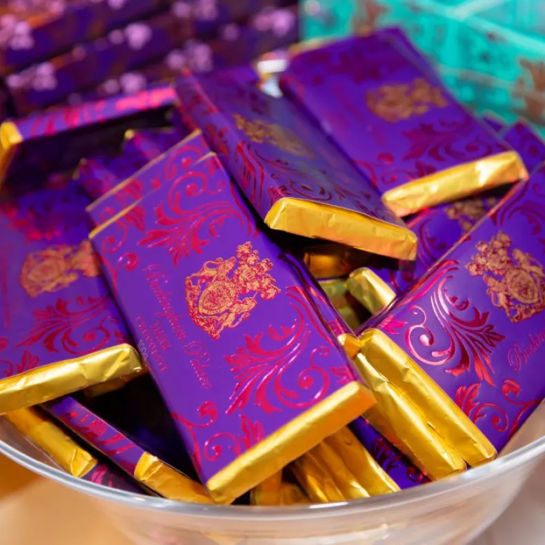 Buckingham Palace Chocolate Bar
