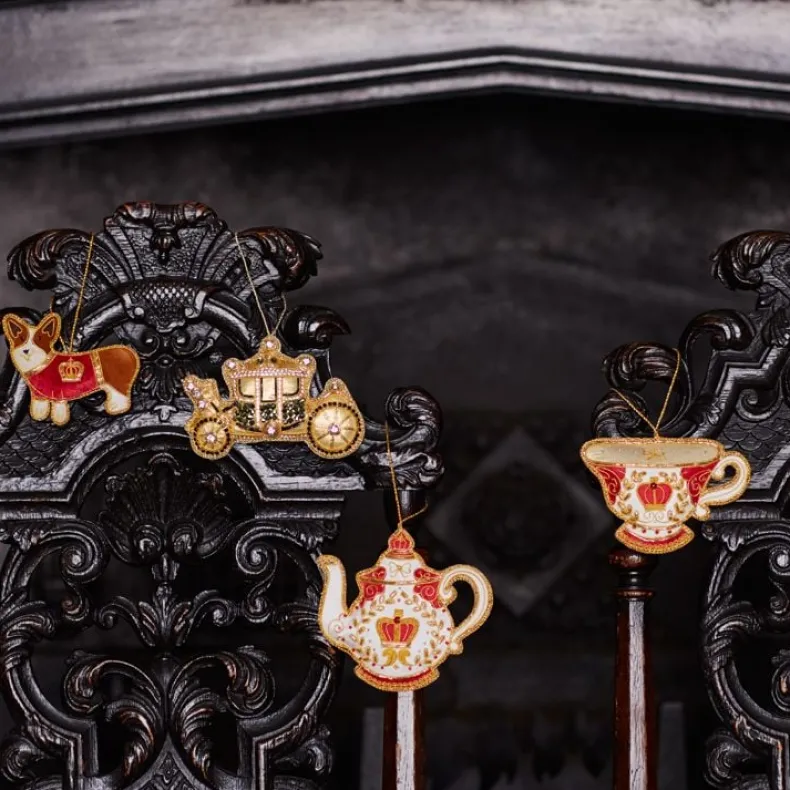 Buckingham Palace Teapot Decoration