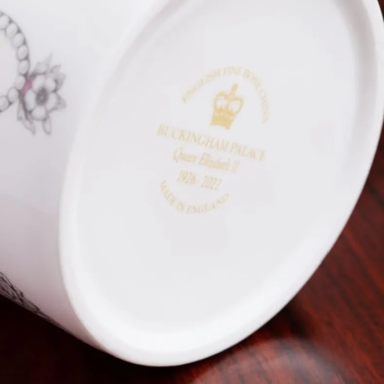 Queen Elizabeth Ii Commemorative Coffee Mug