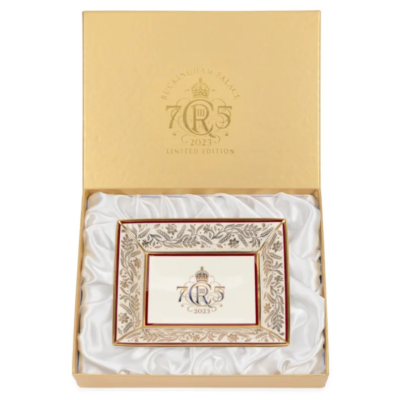The King'S 75Th Birthday Limited Edition Red Tray